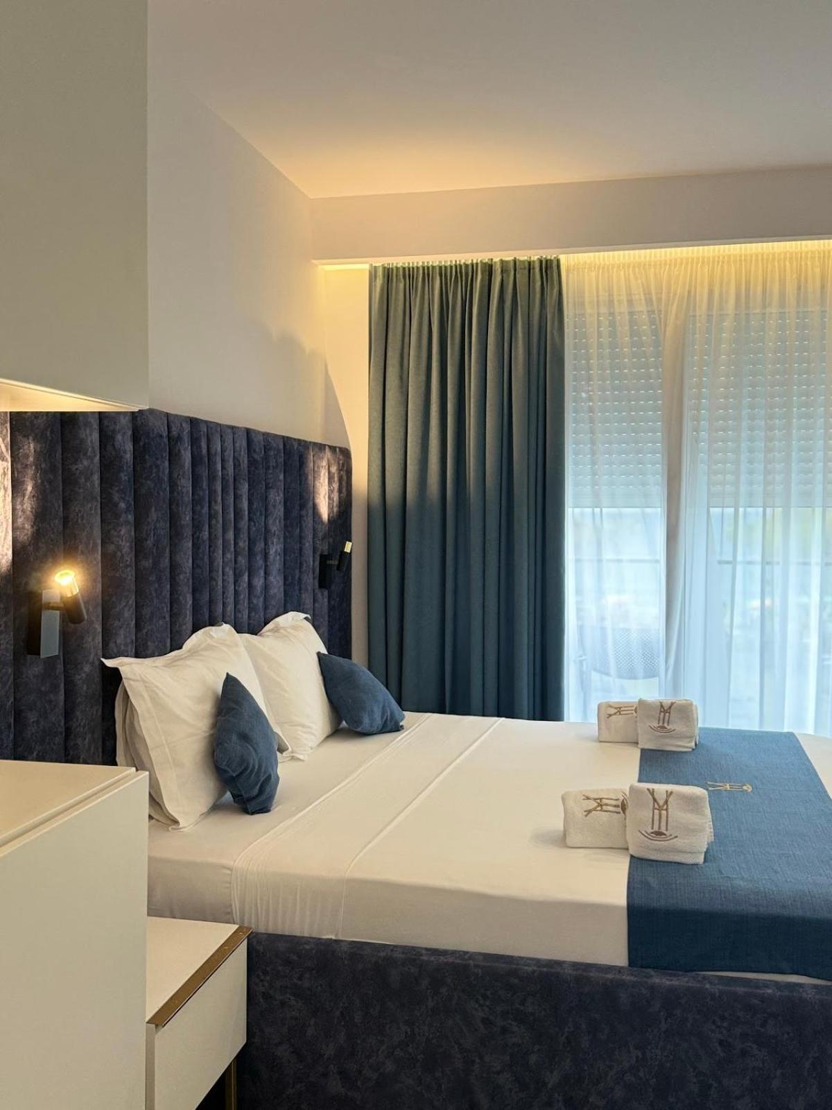 Hotel Bar Restorant Ylli Шенгін Екстер'єр фото